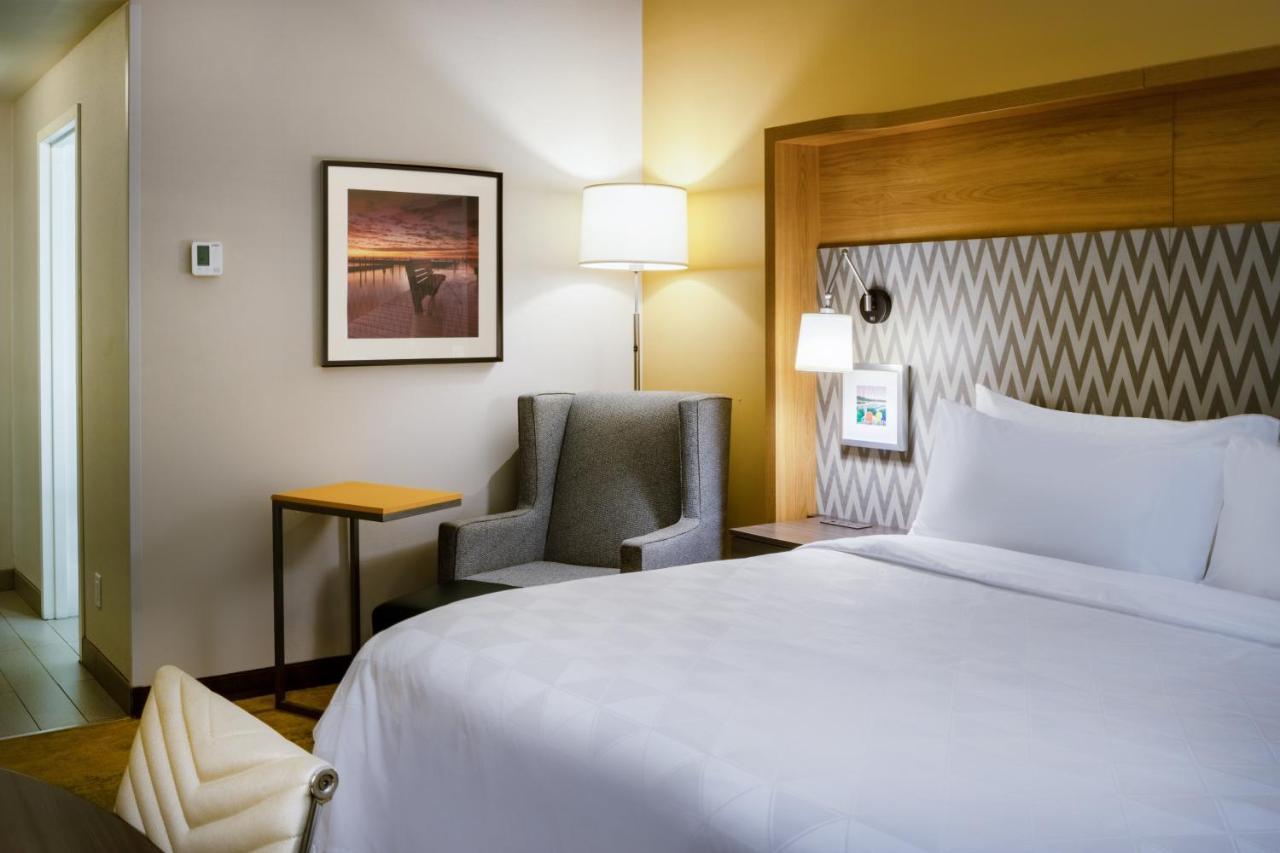 Holiday Inn - Long Island - Islip Arpt East By Ihg Holtsville Экстерьер фото