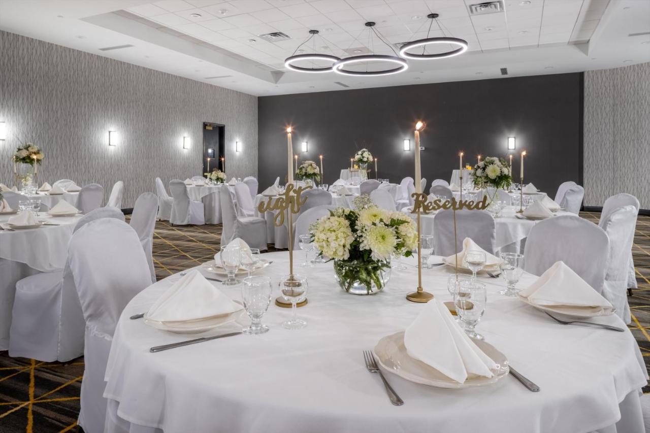 Holiday Inn - Long Island - Islip Arpt East By Ihg Holtsville Экстерьер фото