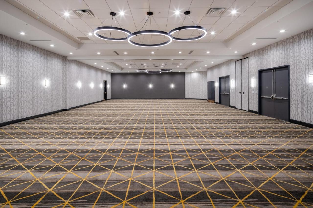 Holiday Inn - Long Island - Islip Arpt East By Ihg Holtsville Экстерьер фото
