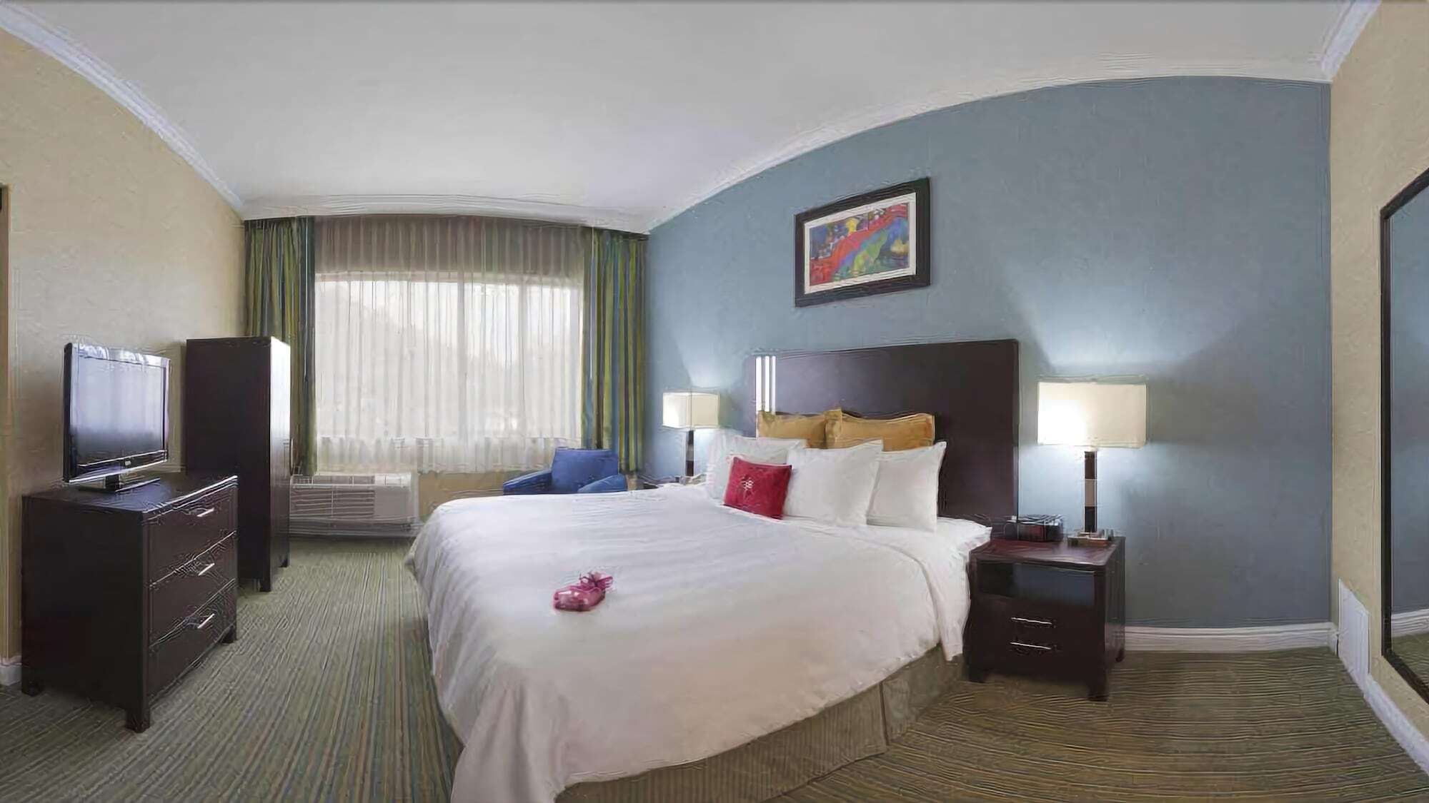Holiday Inn - Long Island - Islip Arpt East By Ihg Holtsville Экстерьер фото